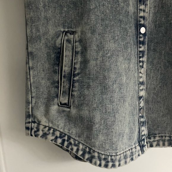 Jean Jacket - Picture 7 of 7